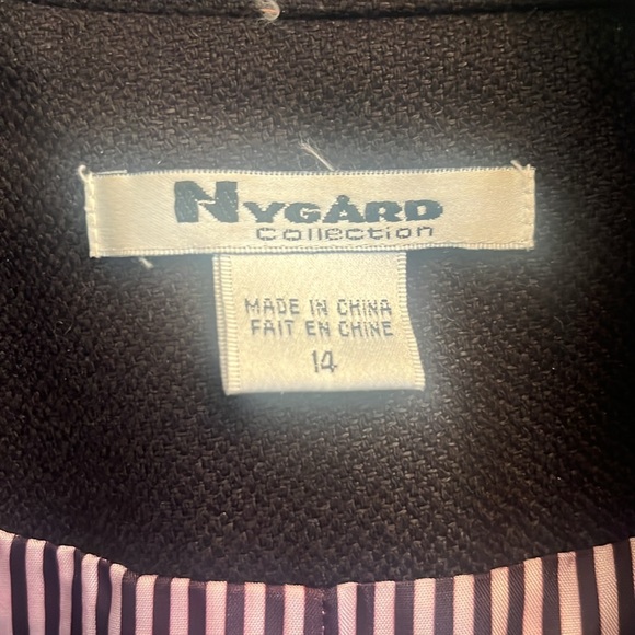 Nygard Collection linen blend blazer - Picture 2 of 4